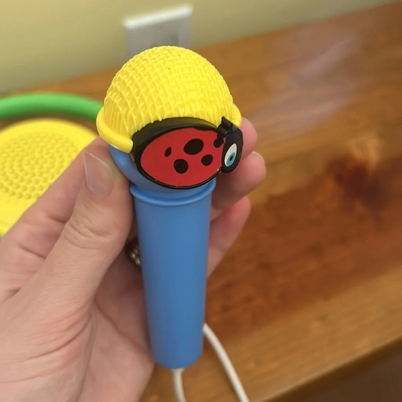 Coco Melon sing along boom box - in good working condition - Picture 6 of 6